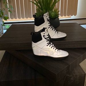 silver nike wedge sneakers